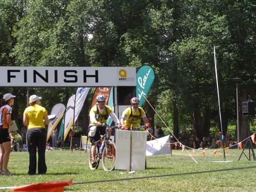 Yes, that is the Cyborg across the line first! Cyborg beating the Captain across the line